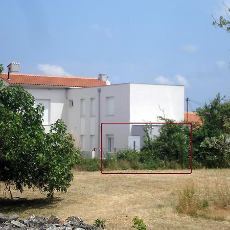 Apartment Studio Fuart Stinjan Exterior photo